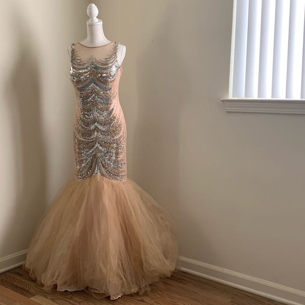 Special occasions dress